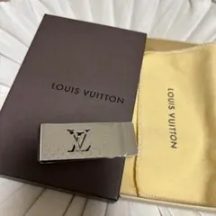 Item thumbnail for item 586861be-5168-4002-958e-3d503d36526e