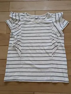 トップス　女の子　130 140 半袖 カットソー　袖フリル　Tシャツ
