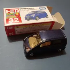 NO.32 ダイハツ ムーヴ 2011のサムネイル