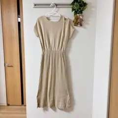 ワンピース　半袖　ロング　ベージュ　夏　無地