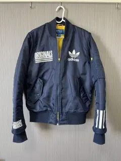アディダスオリジナルス　ブルゾン 中綿入り⭐︎