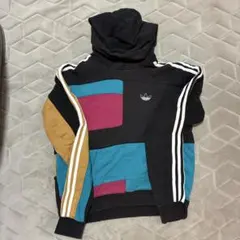 アディダス パッチワーク パーカー