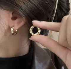 フープピアス (ゴールド)