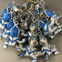 昭和レトロ玩具 当時物 メタリックキーホルダー 10点 ウルトラマン 
