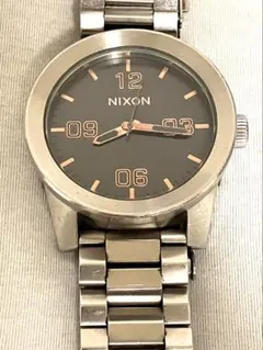 【ジャンク品特価】NIXON ニクソン 腕時計 ブラック文字盤 ステンレスのサムネイル