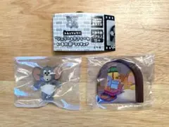 トムとジェリー “ジェリーとタフィーがいるお家”フィギュア