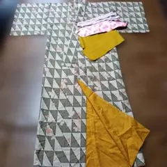 昭和レトロ 丈160cm 着物 桜 三角模様 ベージュ 帯 帯締め セットのサムネイル