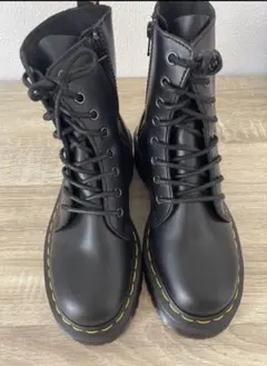 未使用新品　正規品ドクターマーチンDr Martens JADON８ホールUK5