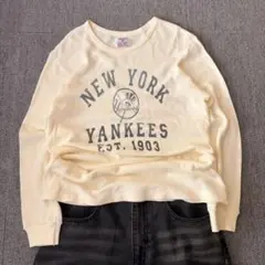 Old uniqloニューヨーク・ヤンキース クロップドカットソー