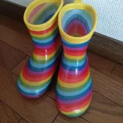 レインボー柄レインブーツ 16cm