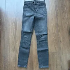 J BRAND ダークグレー スキニーデニム ハイウエストのサムネイル