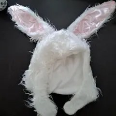ウサギ耳付き帽子　コスプレ
