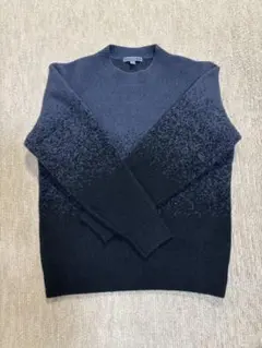 ユニクロ スフレヤーングラデーションクルーネックセーター XSサイズ