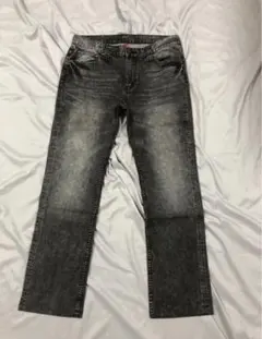 ユニクロ　UNIQLO デニム　ジーンズ　パンツ　メンズ　レディース