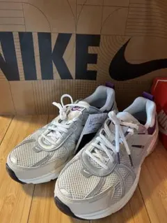 新品　NIKE V2K RUN PRM 27.5