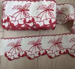 フランスアンティーク さくらんぼの棚レース飾り 刺繍 - メルカリ