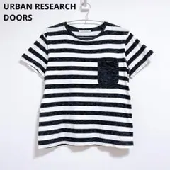 【アーバンリサーチドアーズ】Tシャツ　半袖　ボーダー　白　黒　胸ポケット　綿
