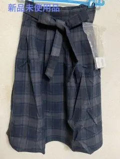 ネイビー系 チェック柄 ひざ丈スカート