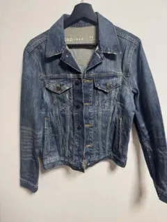新品未使用　GAP XSサイズ　デニムジャケットのサムネイル