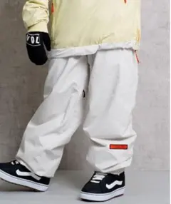 VOLCOM スノーボードウェア パンツ　白