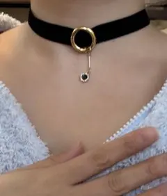 ベルベット ブラック チョーカー ゴールドリング