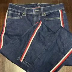 Item thumbnail for item 933595f2-af00-4e83-afea-9a52b26f22a7