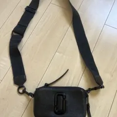 Marc Jacobs ブラック ショルダーバッグ