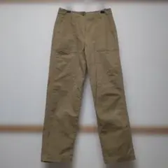 PLST ベージュ カジュアルパンツ フロントポケット付きのサムネイル