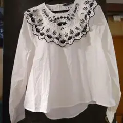 ♥最終お値下げ♥ZARA　レディース長袖ブラウス