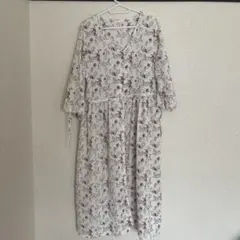 ★最終値下げ★コルザCOLZE 花柄Vネックロングワンピース