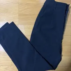 GU ストレッチテーパードパンツ
