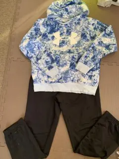 Under Armour フード付きトレーナー SM スウェットパンツ付