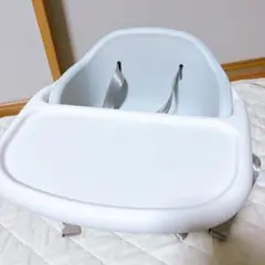 西松屋　ベビーチェア　高さ調整ブースターチェア　SG スカイグレー