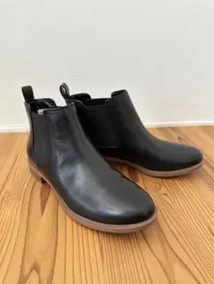 美品☆ダンスコ dansko バーバラ ショートブーツ 37 黒 サイドジップ