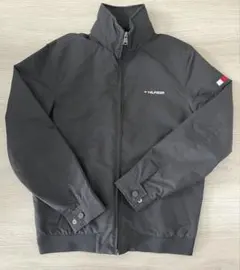 TOMMY HILFIGER ブラックナイロンジャケット Mサイズ