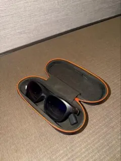 Item thumbnail for item b7ae0520-f18e-4c49-910b-b6f40b342a12