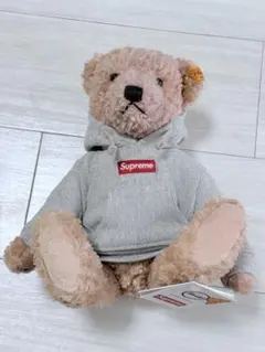2026年最新】STEIFF supremeの人気アイテム - メルカリ