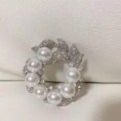 新品　パール調　ブローチ 丸型