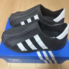 Adidas Adifom SST 26.0 箱付属