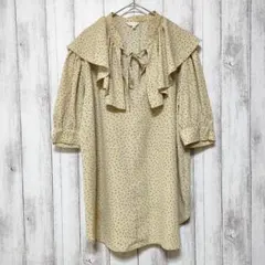 THE SHOP TK　(M)　ランダムドット 襟フリル ブラウスのサムネイル