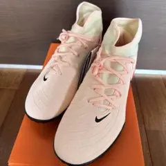 Nike Phantom トレーニングシューズ ピンク/ホワイト