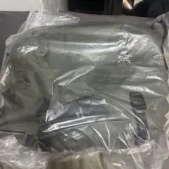【完売品】アークテリクス　グランヴィル10 クーリエ　バック Dk Forageのサムネイル