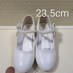 ホワイト フォーマルシューズ パール付き