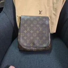 Louis Vuitton ショルダーバッグ ブラウン