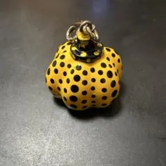 草間彌生 PUMPKIN パンプキン キーホルダー‼️のサムネイル
