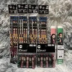 年末セール☆鬼滅の刃☆ 鉛筆2B 消しゴム キャップ 3点セット