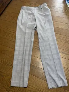 ユニクロ　グレー チェック柄 スラックス ウエスト60-66cm