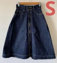 MOUSSY フロントボタン デニムフレアスカート Sサイズのサムネイル