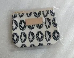 tsumori chisato CARRY　ツモリチサト　ポーチ 総柄のサムネイル