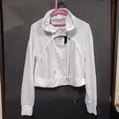 ホワイト クロップド フーディ